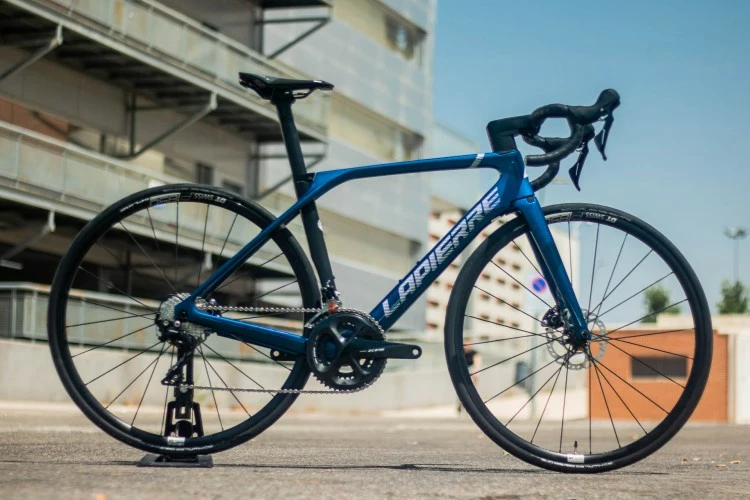 BICICLETA CARRETERA LAPIERRE AIRCODE DRS 5.0 2022 1 BICICLETA CARRETERA LAPIERRE AIRCODE DRS 5.0 2022