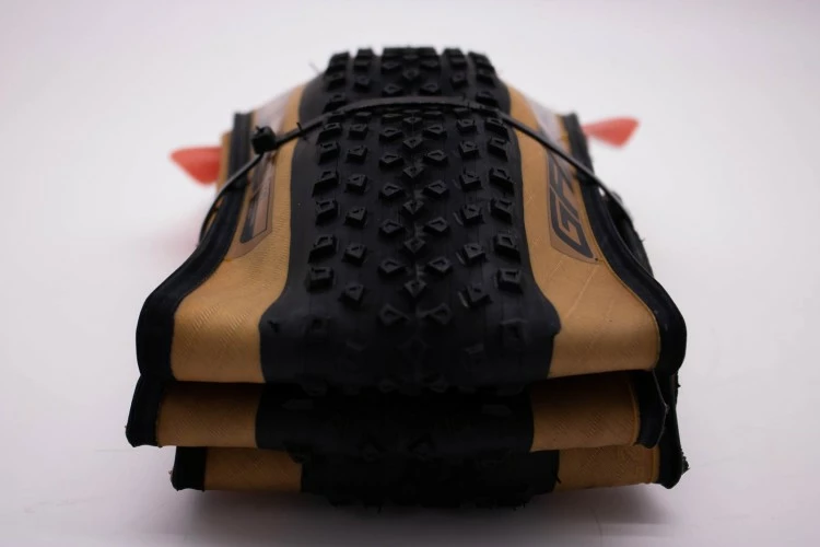 CHAOYANG GRAHAM TLR 29X2.20 NEG/MRR 2 CHAOYANG GRAHAM TLR 29X2.20 NEG/MRR - Imagen 2